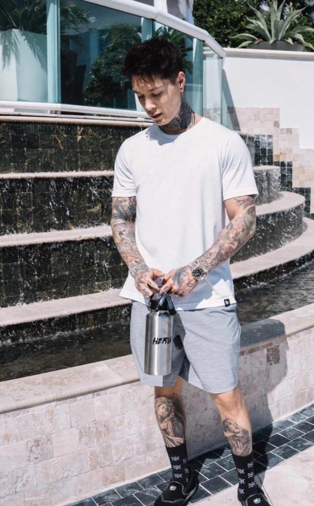 Heria Water Bottle - Metal Silver 3c