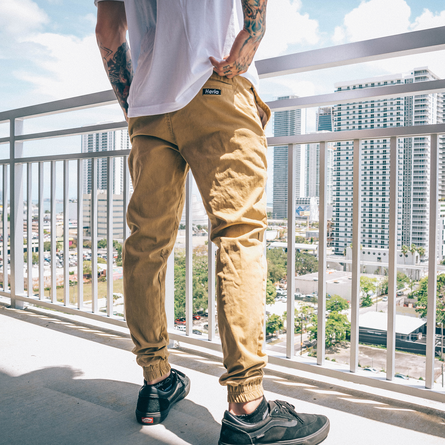 Chino Joggers Brown 6c