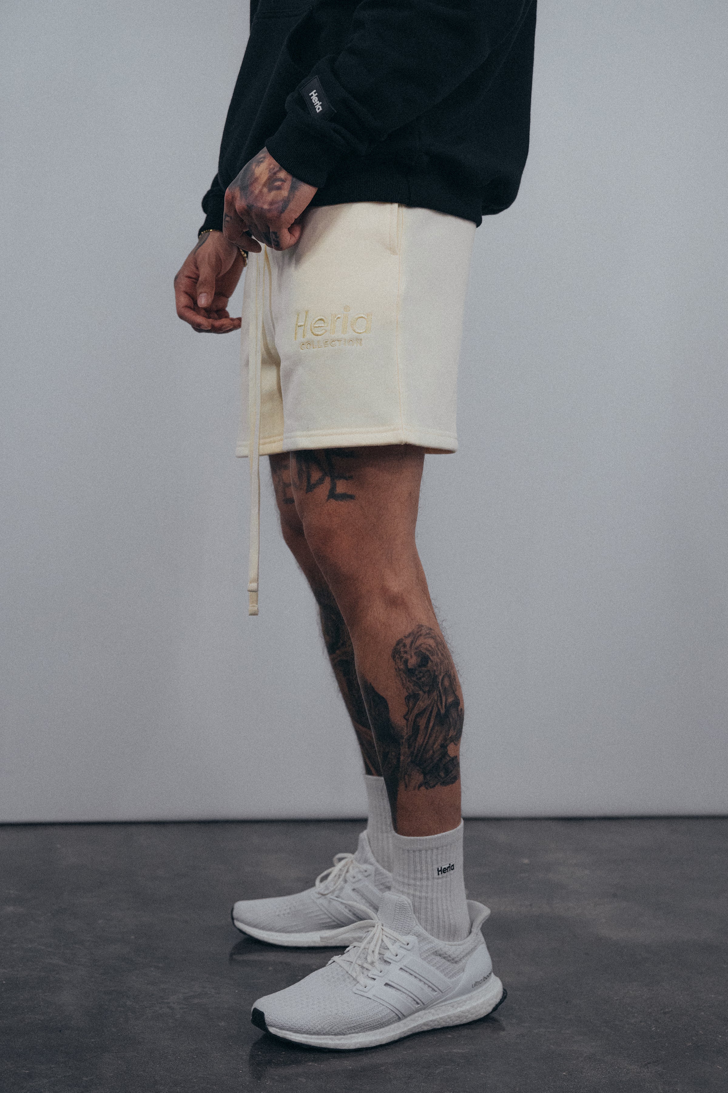 Heria Fleece Shorts - Cream – Chris Heria